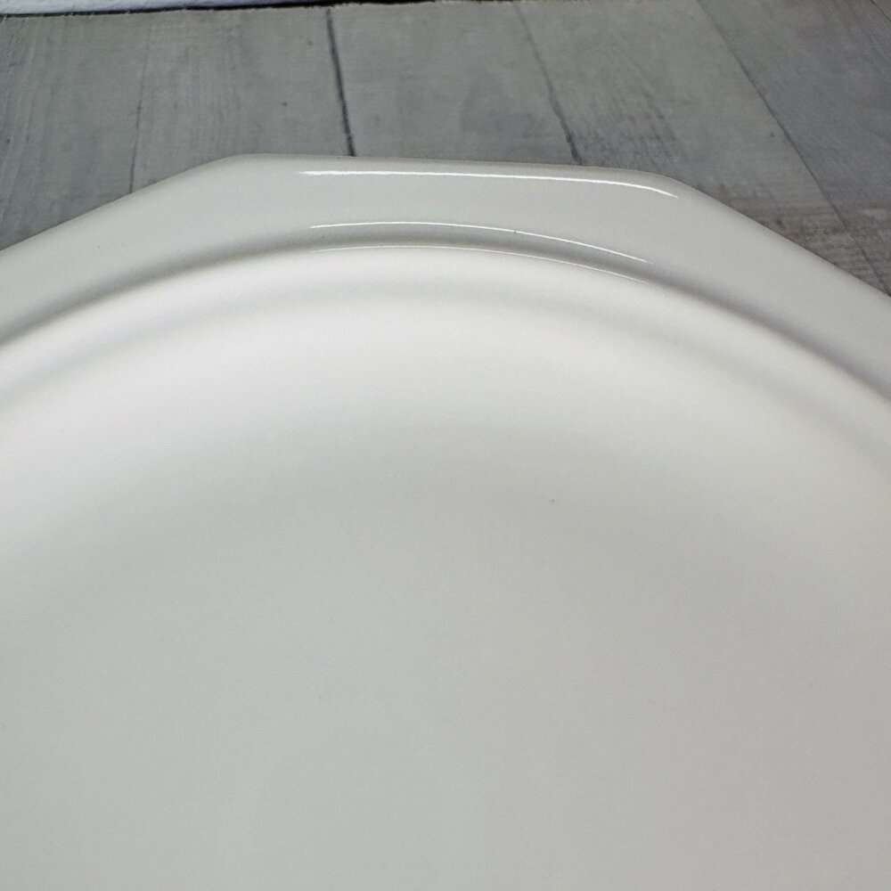 Pfaltzgraff HERITAGE WHITE Multisided Castle Mark Stoneware Dinner Plates Set 4 - Picture 12 of 16
